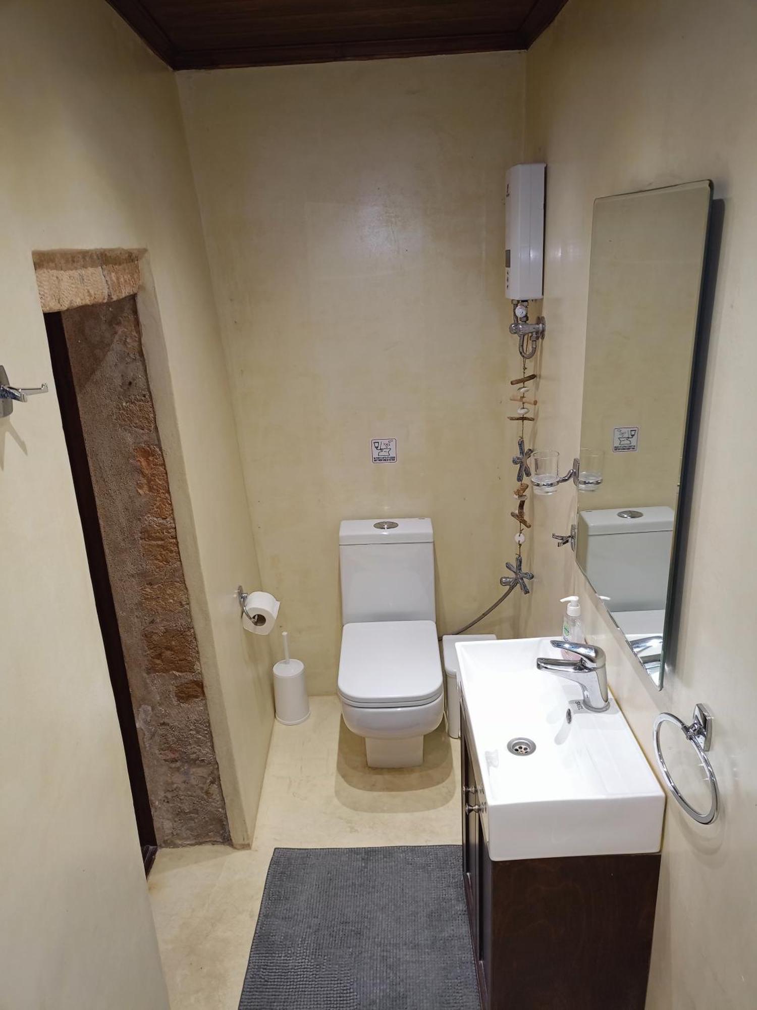 Kissamitakis Guesthouse 莫奈姆瓦夏 外观 照片